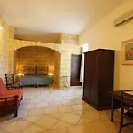 Residenza De Leonardis Penzion 3*