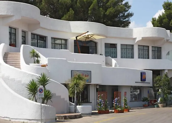 بيت ضيافة Residenza De Leonardis 3*